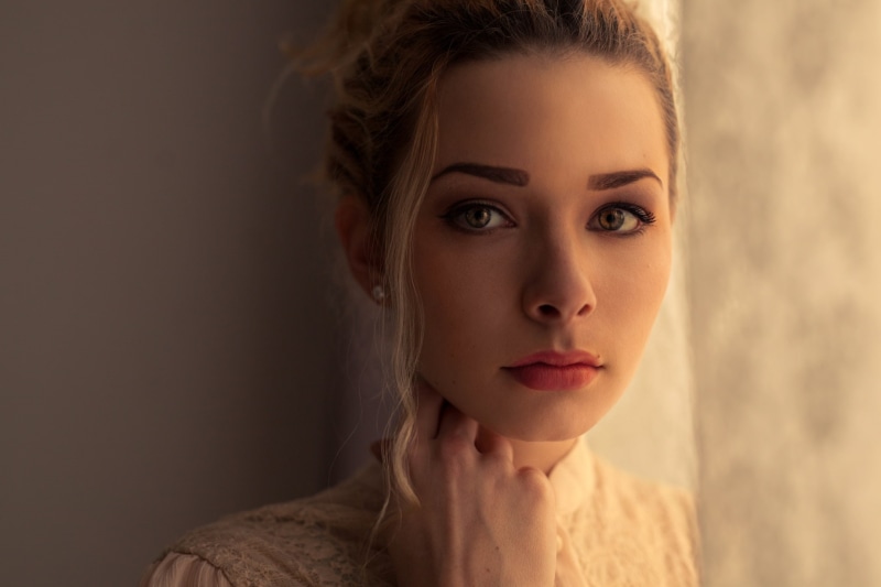 young adult, women, close-up, 1080P, adult, beautiful woman, beautiful people, human body part, looking at viewer, face, beauty, contemplation, hairstyle