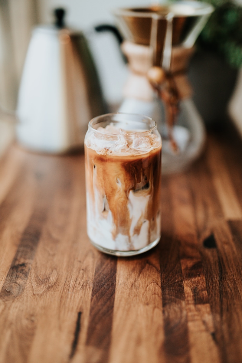 drinking glass, wood - material, refreshment, caffeine, household equipment, drink, cafe, coffee, still life, cup, white, selective focus, indoors, food