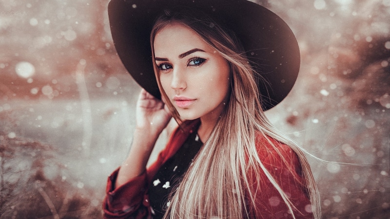 fashion, beautiful people, beautiful woman, looking at camera, adult, long hair, young women, clothing, portrait, beauty, looking at viewer, model, teenager