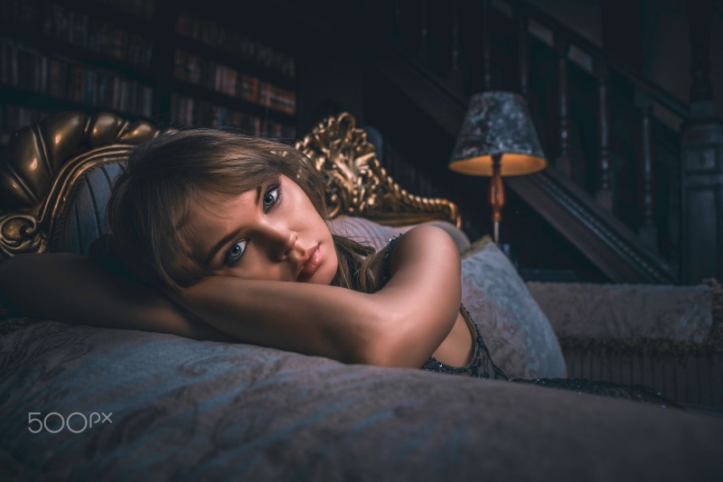 leisure activity, beauty, lifestyles, one person, young women, casual clothing, Anastasia Scheglova, front view, real people, bed, blond hair, beautiful woman
