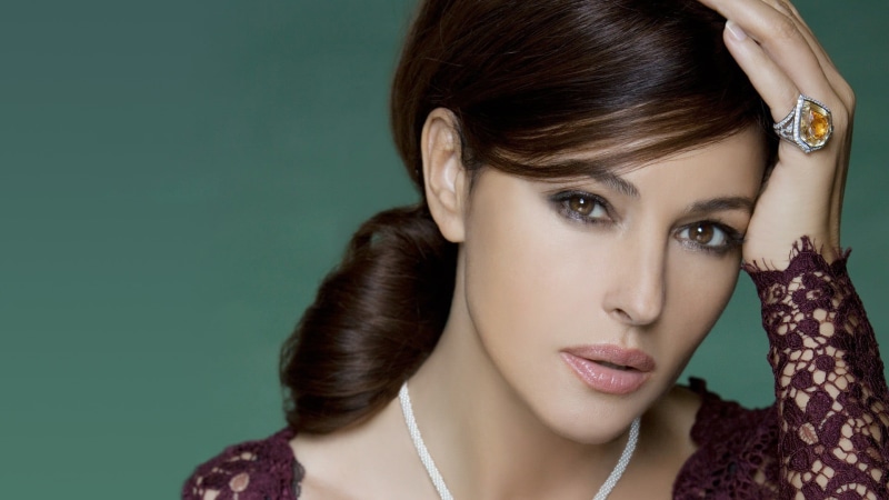 celebrity, portrait, green background, Monica Bellucci, fashion model, brown hair, young adult, adult, women, body part, elegance, young women, beauty