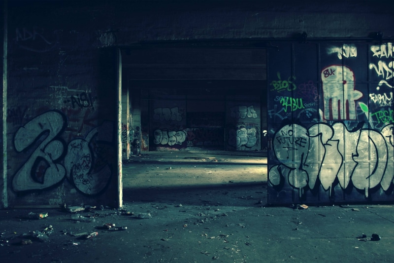 no people, 2K, run-down, outdoors, concrete, wall, architecture, abandoned, ruined, deterioration, graffiti, building exterior, white, gray, messy, damaged