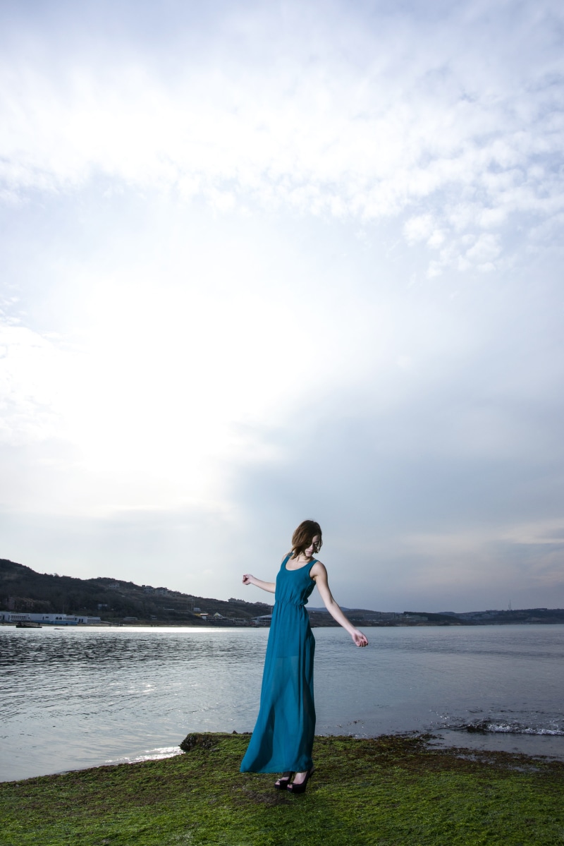 fashion, blue, females, body, Clothes, sea, scenics - nature, human arm, young adult, adult, portrait, beauty, Blue, green, exposure, real people, cloud - sky