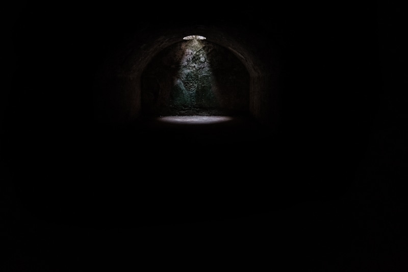 copy space, arch, studio shot, light at the end of the tunnel, solid, shadow, fear, ominous, mystery, indoors, day, night, religion, halloween, no people