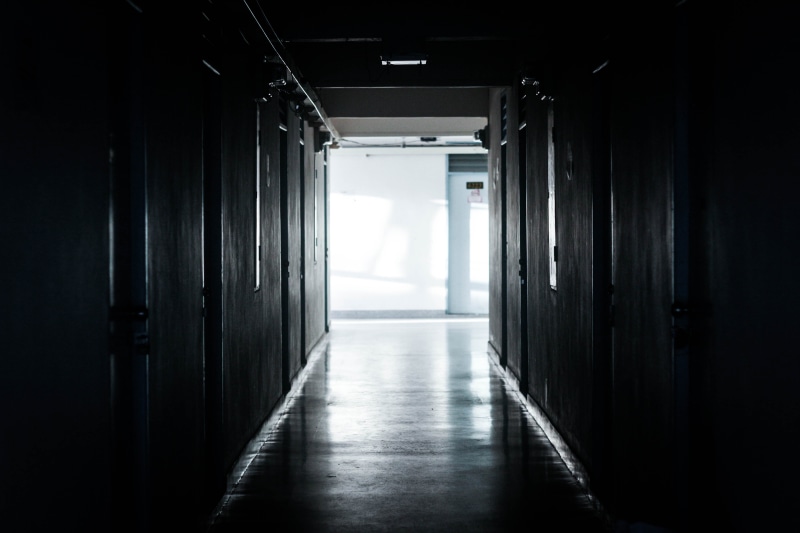diminishing Perspective, hall, built structure, inside, open, the way forward, black and white, safety, indoors, ceiling, grayscale, entrance, building