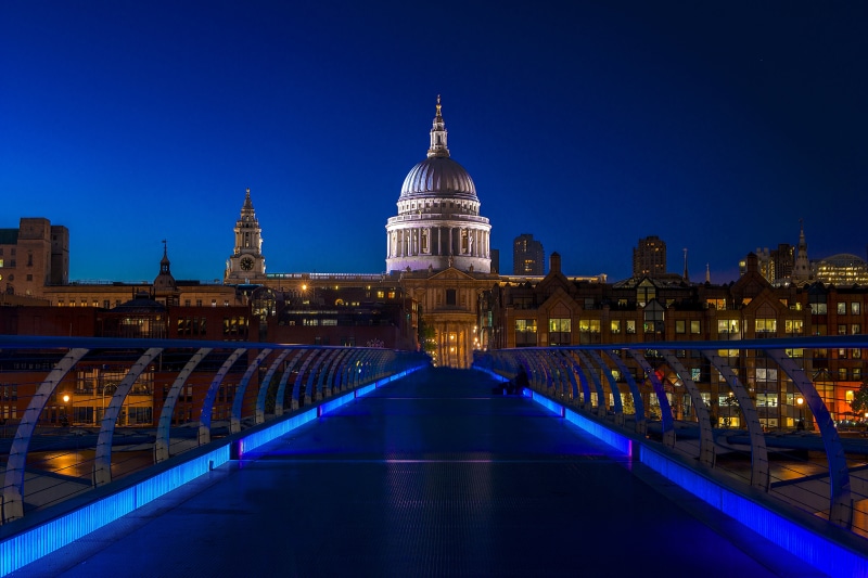 dome, famous Place, commercial, night, facing, building, dusk, commercial building, Bridge, Milenium, London, illuminated, towards, 5K, architecture