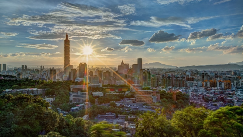 horizon, dal, mountains, glare, light, Taiwan, blue sky, 1080P, the city, Taipei, height, home, building, greens, the sun, morning, hills, megapolis, clouds