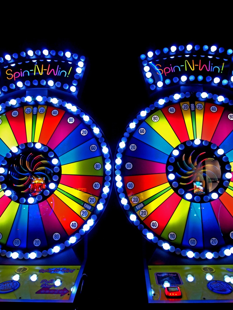 vegas, creativity, gamble, fun, lighting equipment, Slot Machine, glowing, coin, two, bet, winner, studio shot, lights, indoors, night, shape, electricity