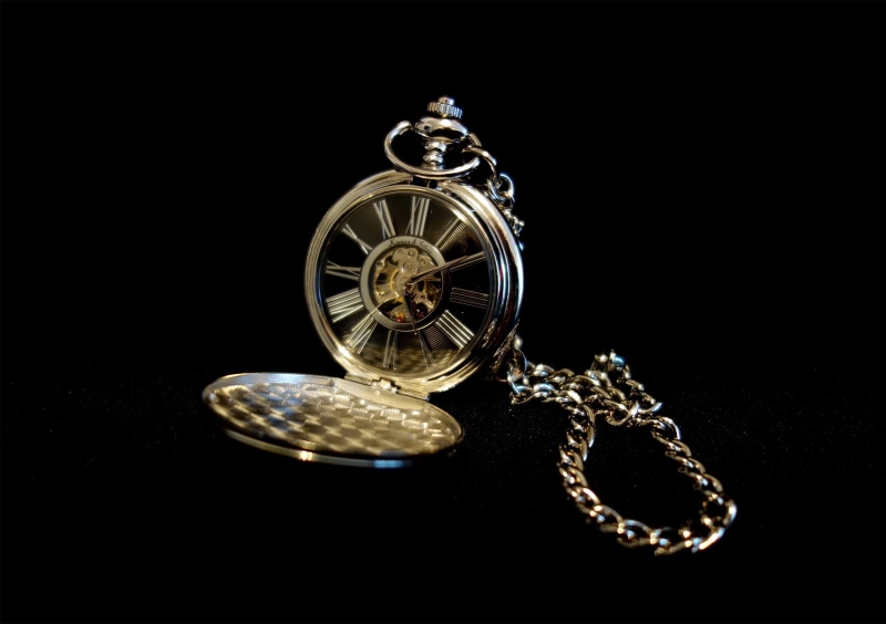 no people, diamond - gemstone, valuable, black background, time, wind up, hours, clock face, studio shot, indoors, time of, precious gem, nostalgia, silver - metal