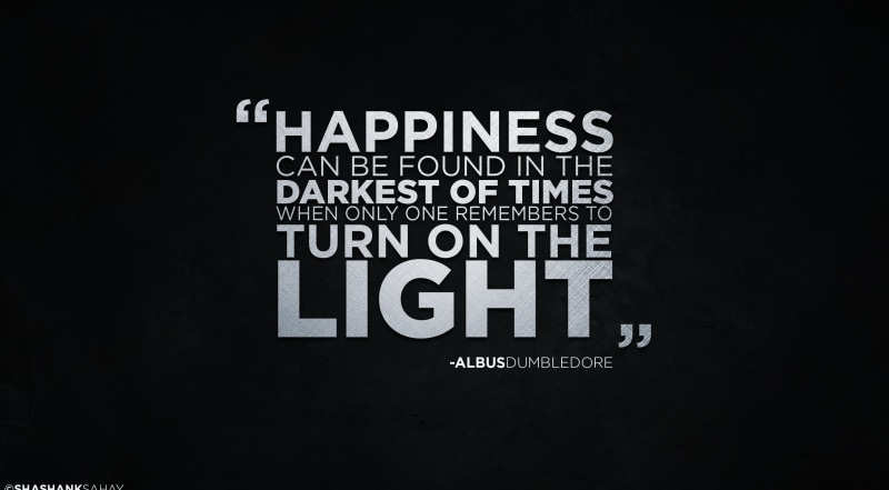 black background, overlay, message, close-up, indoors, non-western script, information, background, Quote, information sign, text, white color, dark, no people