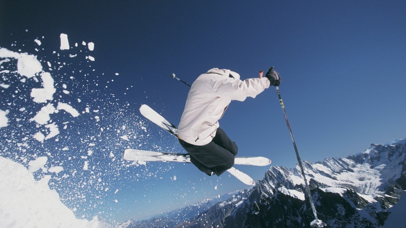 skiing board, athlete, snow, 1080P, mountains, sun, board, sports, skiing