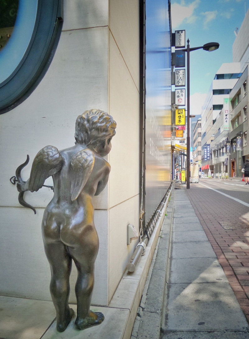4K, love, cupid, day, road, peeping, male likeness, architecture, craft, building exterior, peep, city, no people, representation, travel destinations