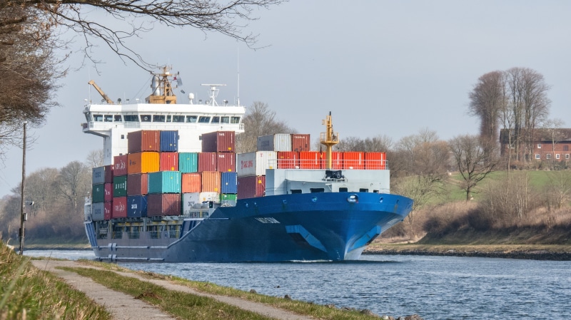 tree, business, passenger craft, water, day, outdoors, nautical vessel, nature, mode of transportation, architecture, frachtschiff, port, freighter, freight transportation