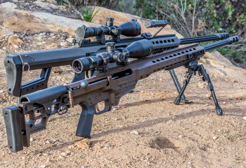 machine gun, sunlight, scopes, military, gun, aggression, weapon, nature, no people, violence, outdoors, protection, fighting, optics, architecture, black