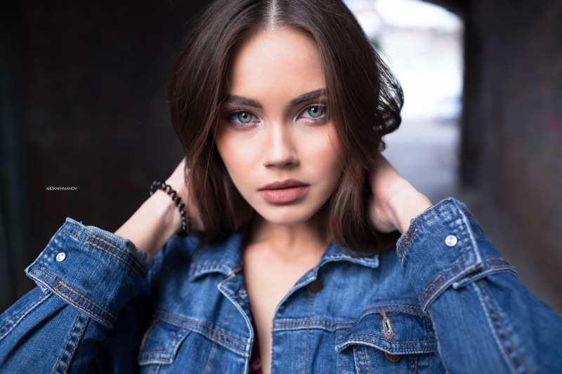 jeans jacket, denim, women, 2K, face, portrait, Lenar Abdrakhmanov, gray eyes