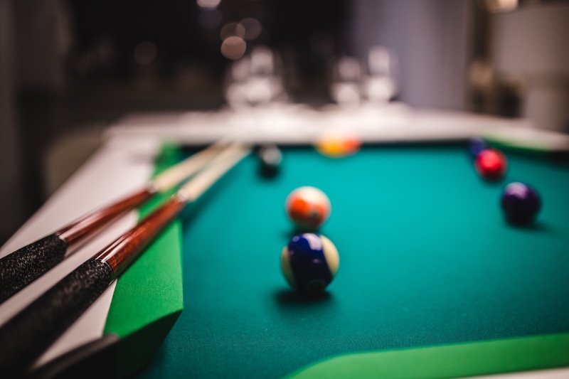 5K, pub, green table, pool - cue sport, table, multi colored, indoors, time, leisure Games, billiard, relaxation, billard, billiard cue, hobbies, arts culture and entertainment