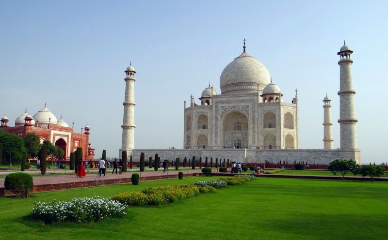 4K, memorial, incidental people, india, outdoors, built structure, sky, architecture, white marble, agra, taj mahal, taj, travel destinations, monument