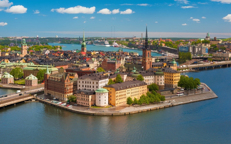 Sweden, Gamla Stan, Stockholm, 2K, brown, island, Old Town, Riddarholmen Church, waterfront, buildings, bridges, rise, building, rivers, the island Riddarholmen