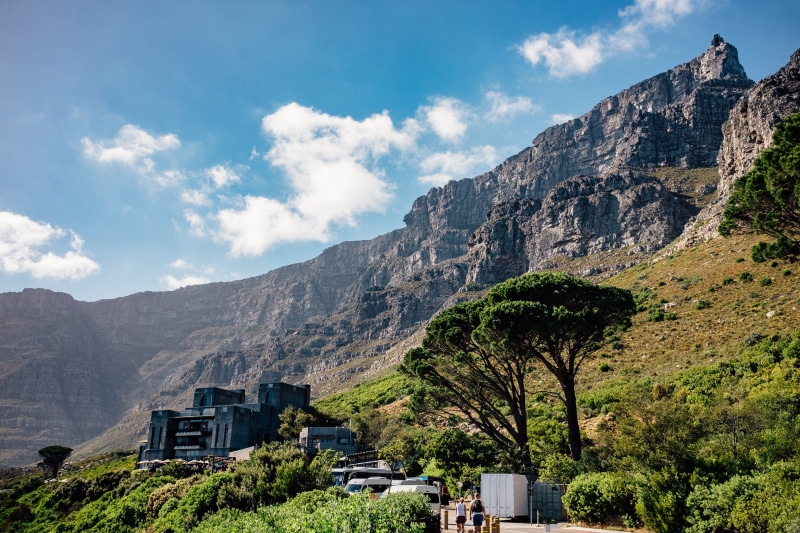 nature, hiking, tree, table mountain, architecture, plant, built structure, building, green color, building exterior, mountain range, outdoors, cape town