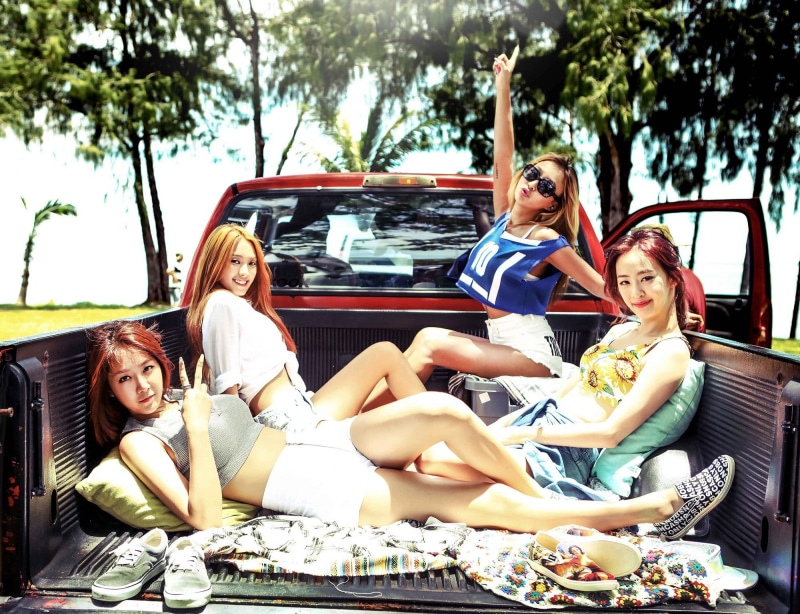 young women, outdoors, tree, South Korea, sitting, emotion, women, day, motor vehicle, transportation, group of women, leisure activity, happiness, mode of transportation