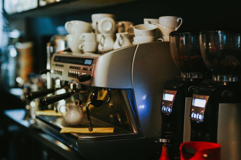 bar, indoors, refreshment, glasses, alcohol, drinks, container, liquor, coffee, coffee cup, old-fashioned, coffee - drink, coffee shop, coffee maker, still life