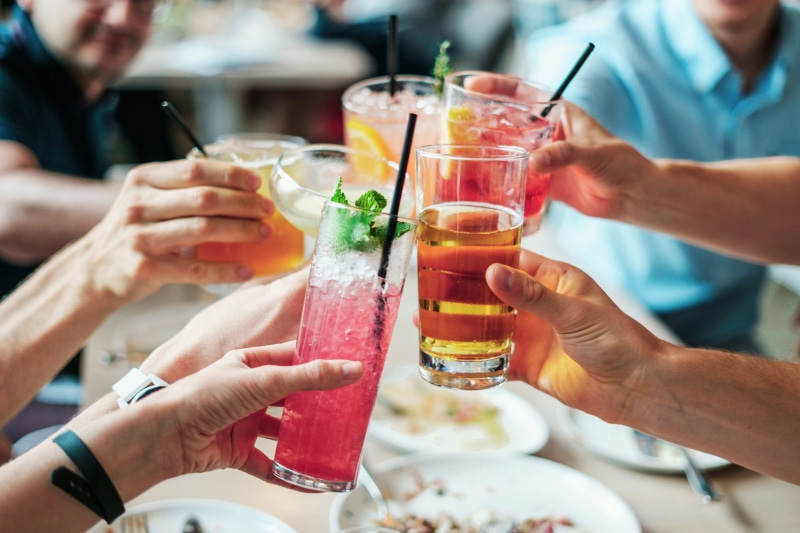 toast, red, alcoholic drinks, restaurant, smiling, party, alcoholic, beverage, men, shallow, straws, fresh, ice, glass, event, juice, cocktail, drink, liquor