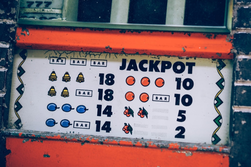 winner, vegas, information, entertainment, technology, 4K, random, text, slit, amusement, outdoors, day, luck, retro, non-western script, money, sign