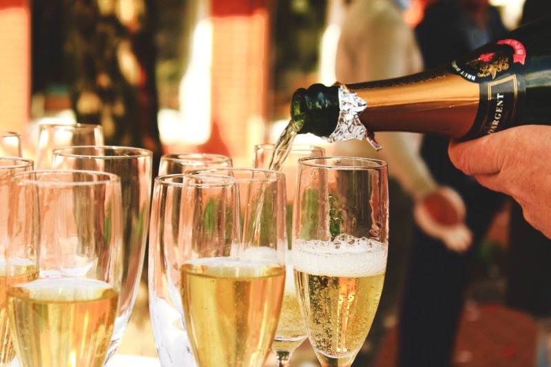 beer glass, food/Drink, freshness, drinking, wine bottle, holding, food and drink, focus on foreground, glass - material, bar counter, champagne, refreshment