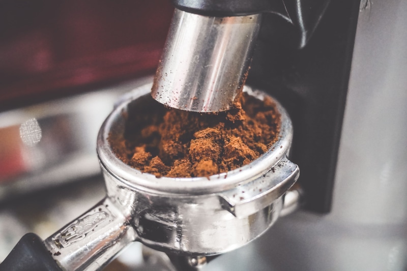 restaurant, food and drink, freshly, focus on foreground, pub, bar, ground, brown, ground coffee, grinder, no people, Coffee Grinder, making, drink, espresso