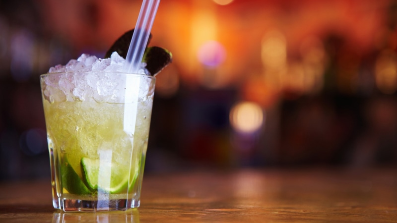 2K, fruit, bar counter, bar - drink establishment, rum, glass, alcohol, straw, household equipment, citrus fruit, refreshment, focus on foreground, food