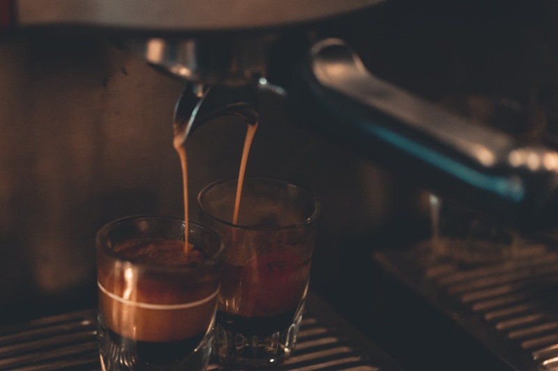 lever, espresso, coffee maker, stainless steel, hot, blur, 4K, freshness, coffee cup, coffee, drink, steel, table, coffee machine, caffeine, close-up