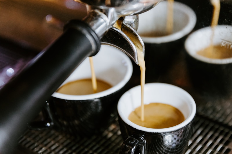 espresso, color, tone, teacups, preparation, food, cup, double, dark, barista, crema, refreshment, shot, tea cup, close-up, poured, pouring, pour, dairy product