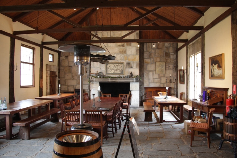 antique, hardwood, windows, ceiling, interior, inside, floor, contemporary, domestic, food and drink industry, comfortable, business, stone, residence