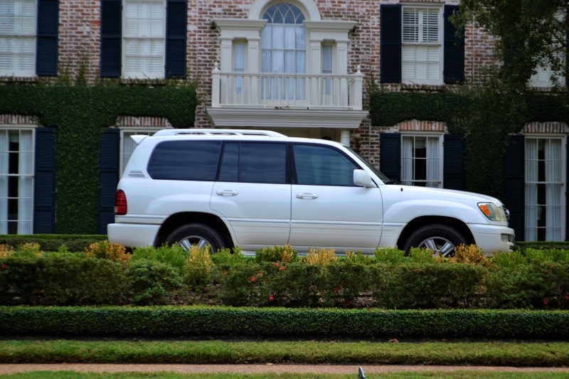 built structure, usa, japanese car, grass, nature, road, land, house, building exterior, auto, design, 4 wheel drive, suv, beige, achievement, vehicle