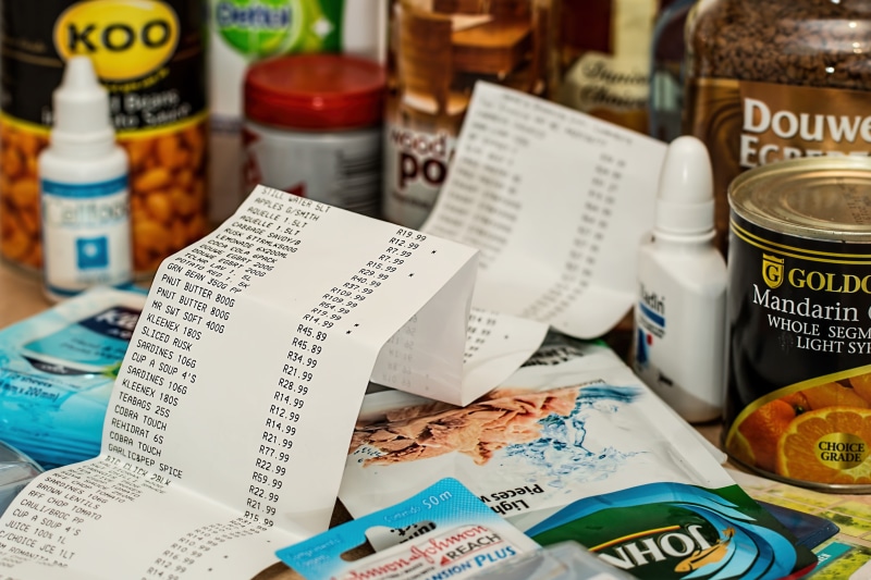 number, consumption, shopaholic, business, variation, large group of objects, till slip, 5K, receipt, consumer, merchandise, shopping, finance, spending