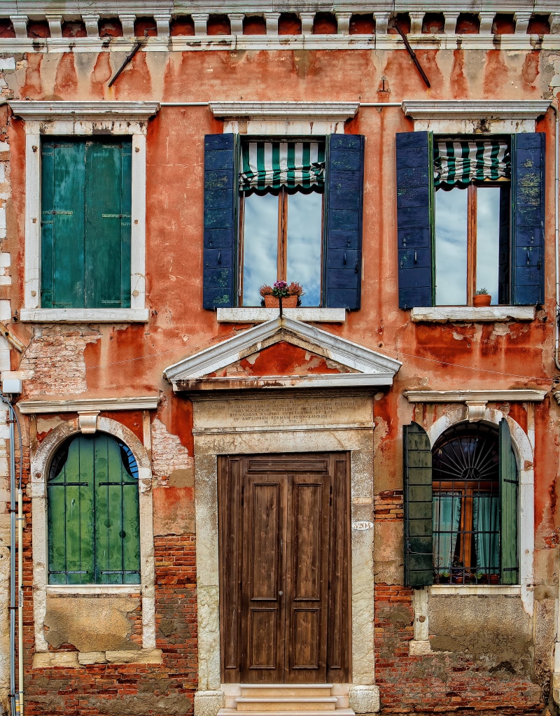 orange, retro Styled, urban, architecture, town, odd, europe, city, leaning, italy, crooked, famous Place, window, peeling, brick, facade, 5K, door, ancient