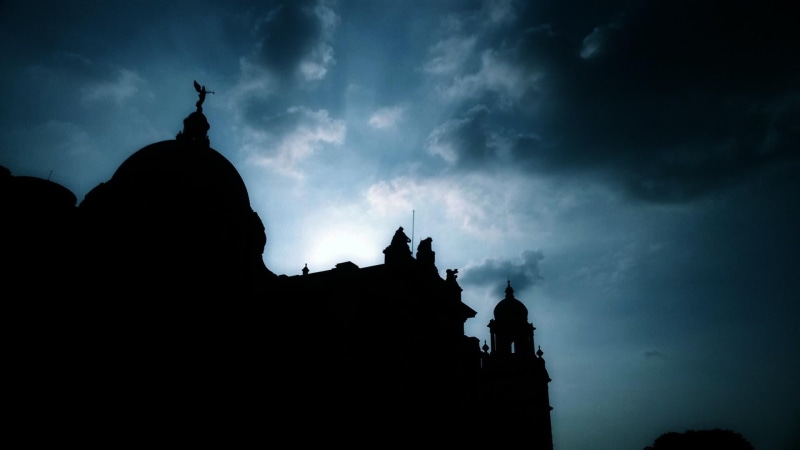 male likeness, 1080P, dark, low angle view, building, queen victoria, tourist destination, no people, silhouette, place of worship, religion, victoria memorial