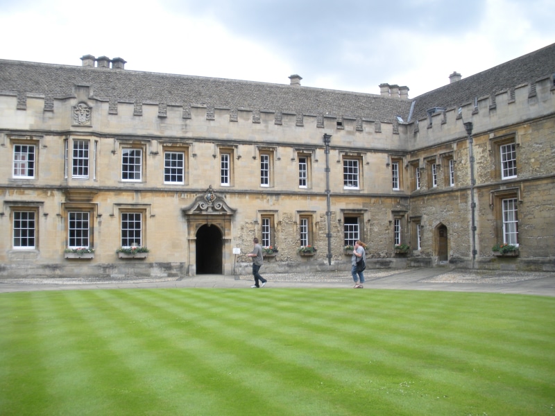 oxford college, landmark, learning, england, building exterior, men, two, 2K, education, building, nature, college, beside, built structure, grass, real people