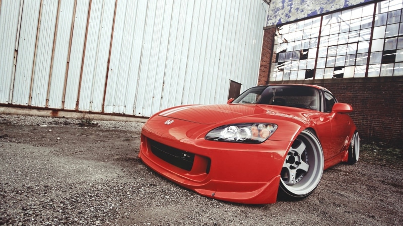 old, outdoors, coupe, retro styled, mode of transportation, built structure, day, garage, Honda, 1080P, wall - building feature, red cars, red, building exterior