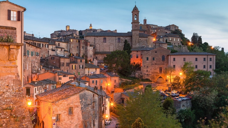 historic site, no people, village, city, facade, middle ages, medieval architecture, place of worship, tourism, travel, town, built structure, italy, residential district