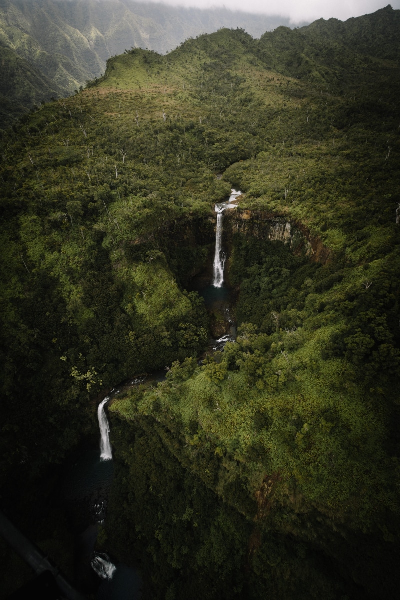 explore, 5K, greenery, scenics, aerial shot, waterfall, wild life, photography, hawaii, mountain, water, famous Place, adventure, hawaii waterfall, waterfalls in hawaii