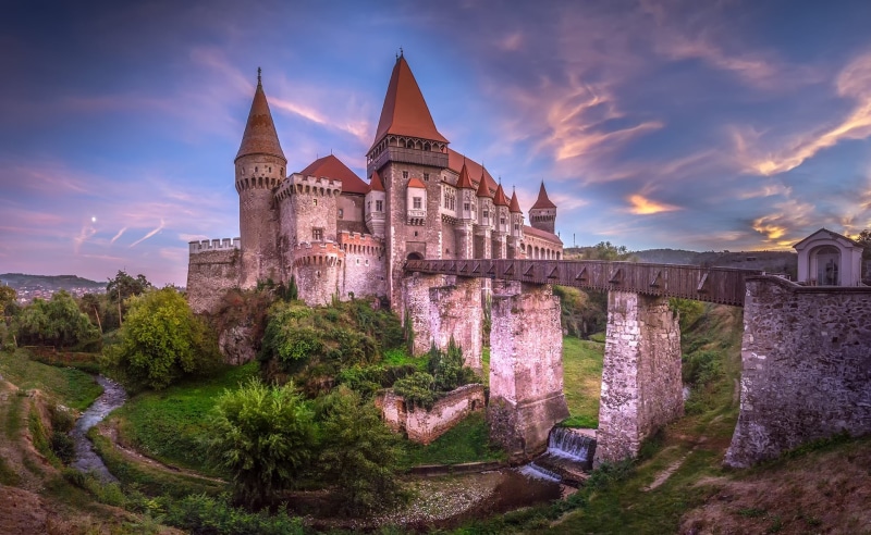 Romania, Transylvania, The Black River, bridge, 1080P, Hunedoara, Cerna River, Corvin Castle, castle, The Corvin Castle, river