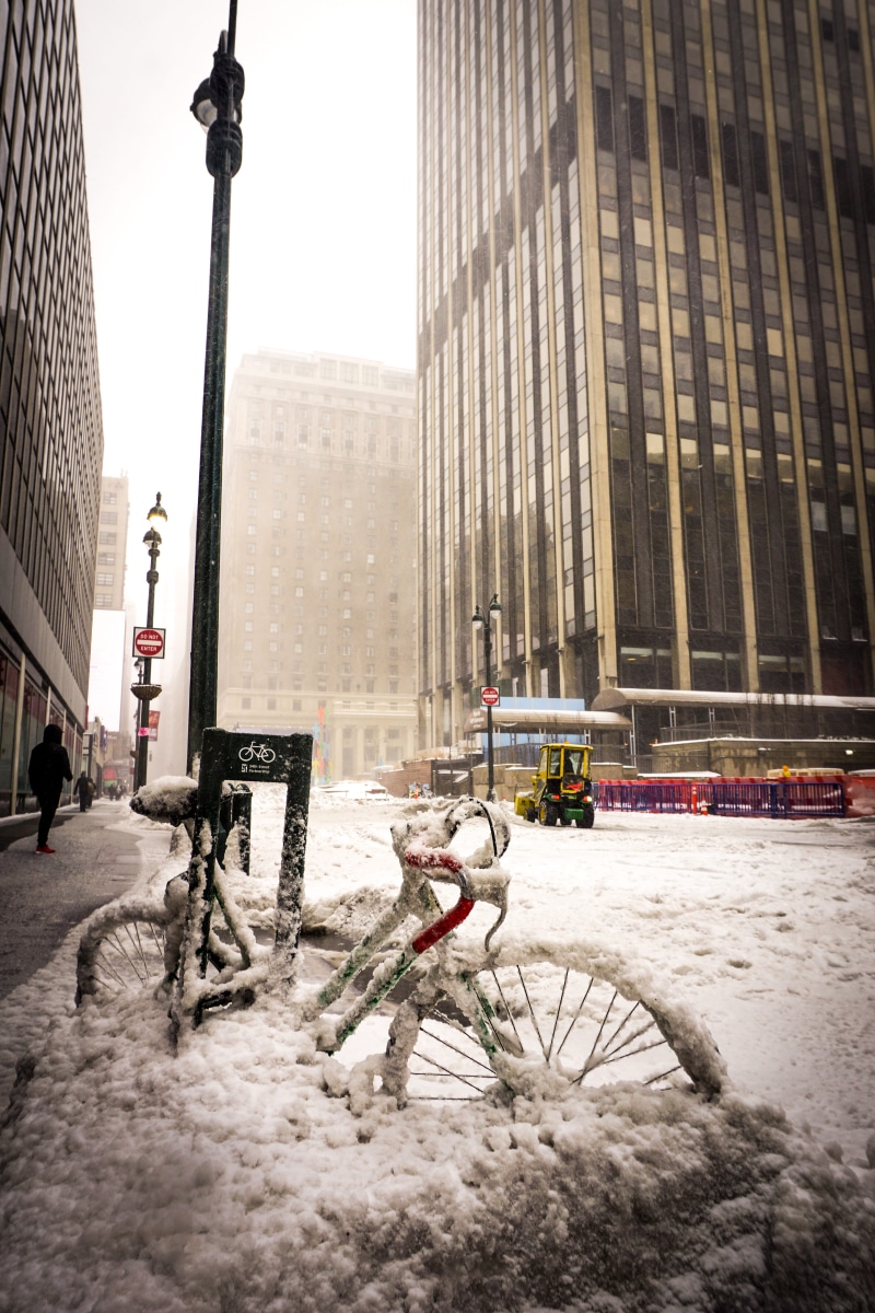 building exterior, helloworld, cityviews, outdoors, seetheworld, office building exterior, car, motor vehicle, travel, mode of transportation, amerika