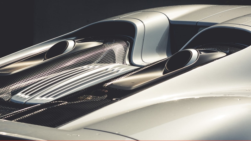 clean, metal, surface level, Porsche 918 Spyder, motor vehicle, transportation, car, alloy, vehicle part, no people, reflection, luxury, mode of transportation