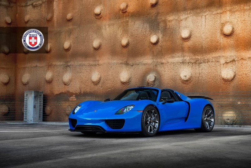 racecar, wall - building feature, German cars, mode of transportation, indoors, motor vehicle, transportation, speed, Porsche 918 Spyder, built structure