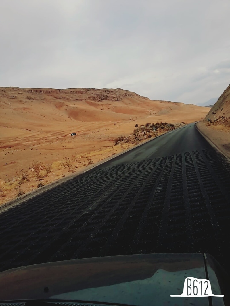beauty in nature, no people, desert, brown, mattress, wooden, land, windshield, road, day, land vehicle, Isfahan, nature, car, car point of view, glass - material