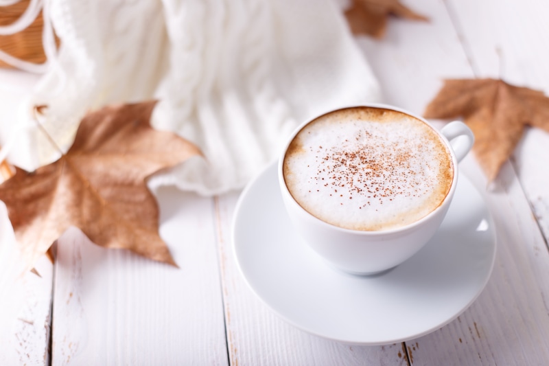 background, a Cup of coffee, cup, 5K, maple, autumn, coffee, colorful, leaves, wood