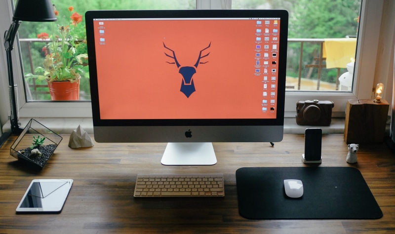 representation, internet, computer equipment, computer Monitor, wireless technology, Apple Magic Keyboard, communication, computer, table, still life, television set