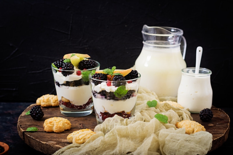 still life, 2K, food and drink, dessert, indoors, glass, breakfast, temptation, milk, sweet food, ready-to-eat, black background, table, food, sweets