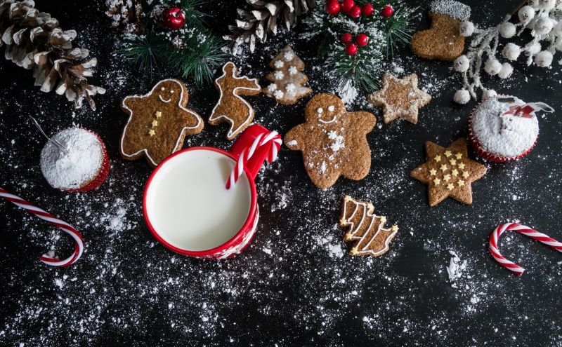pinecones, christmas ornament, powdered, Sugar, dessert, baked, Festive, Background, gingerbreadtrees, sweet food, Candy, GingerbreadMan, cookie, Seasonal